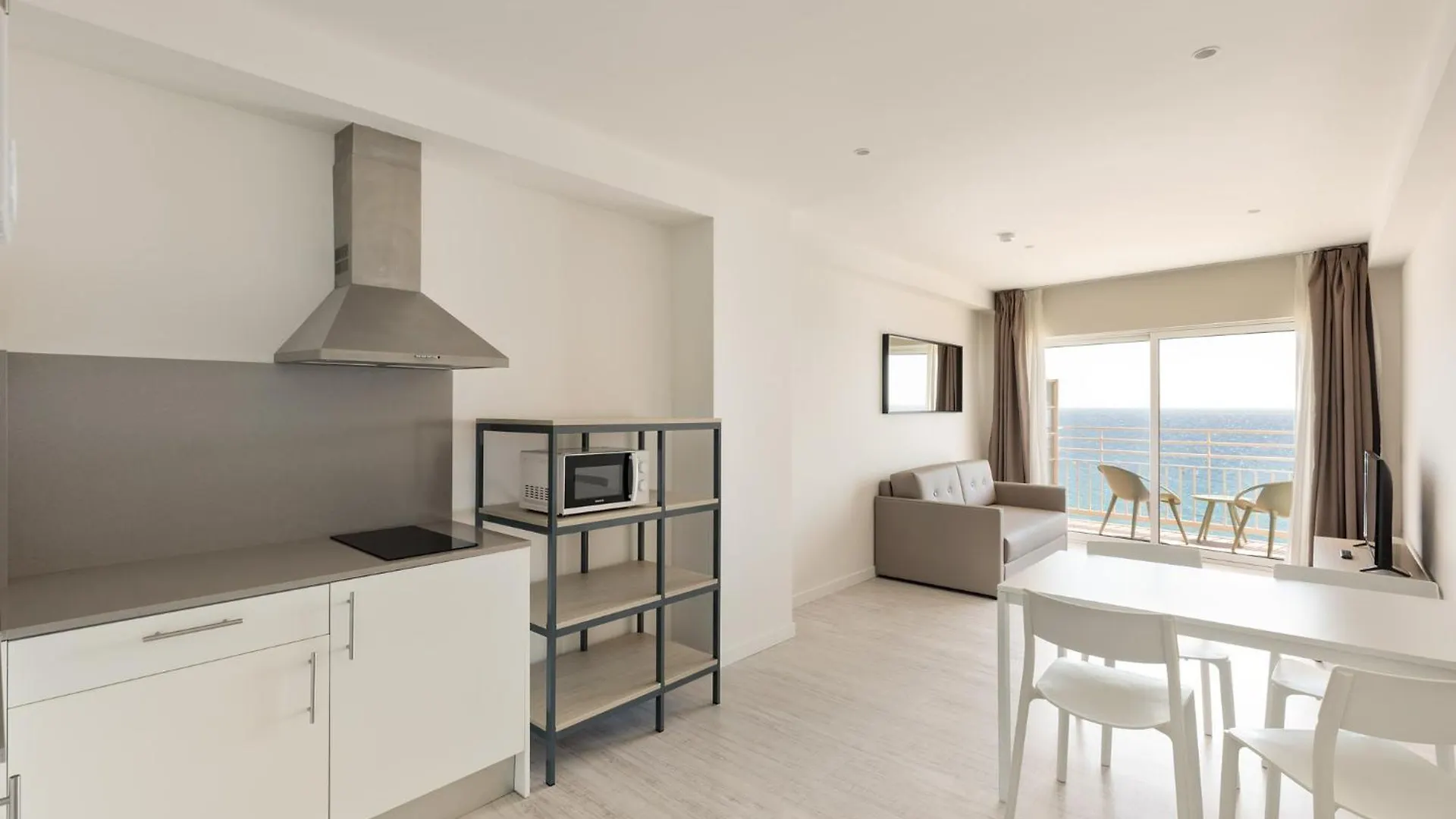 Aparthotel Xic Platja d'Aro 0*,
